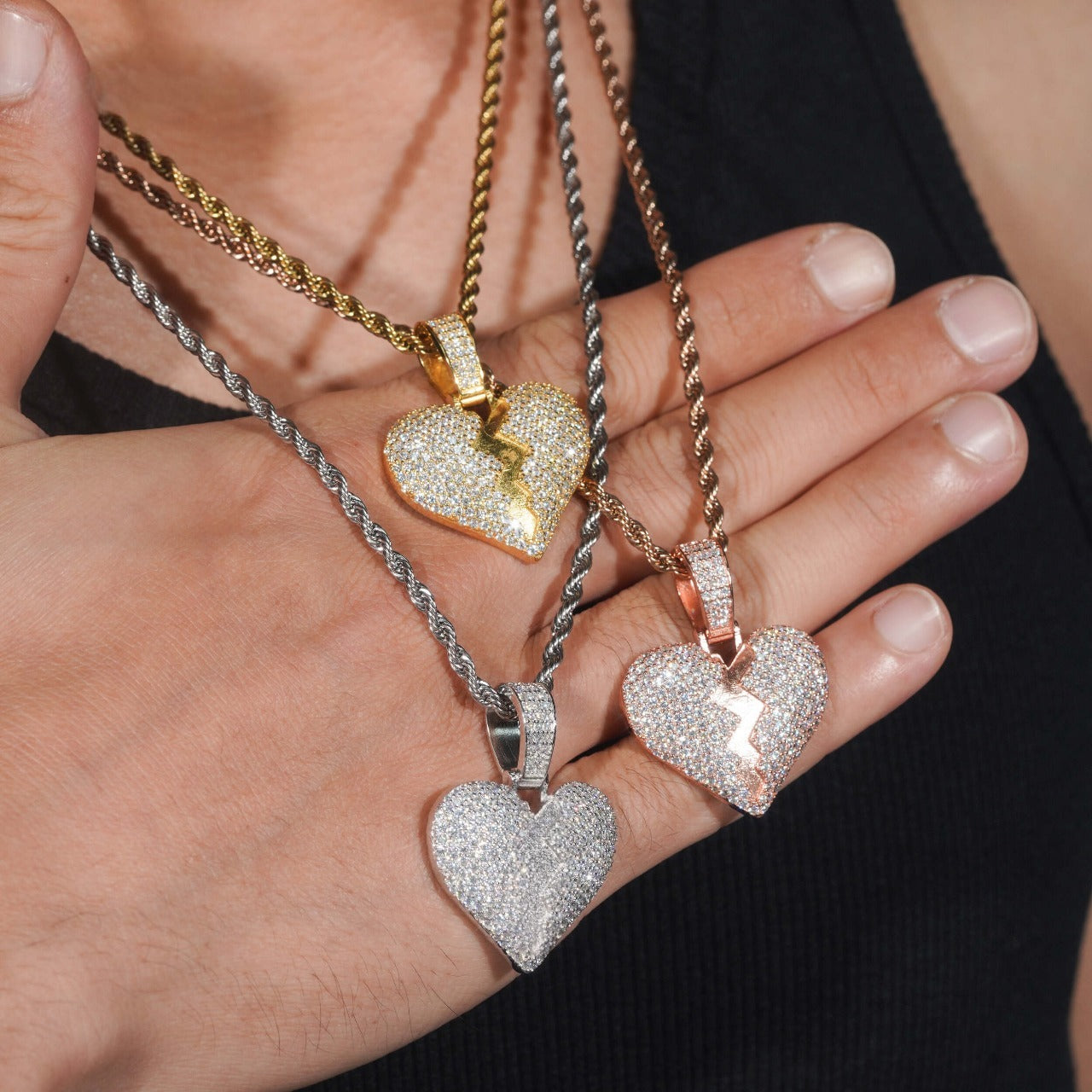 BROKEN HEARTS DIAMOND PENDANT