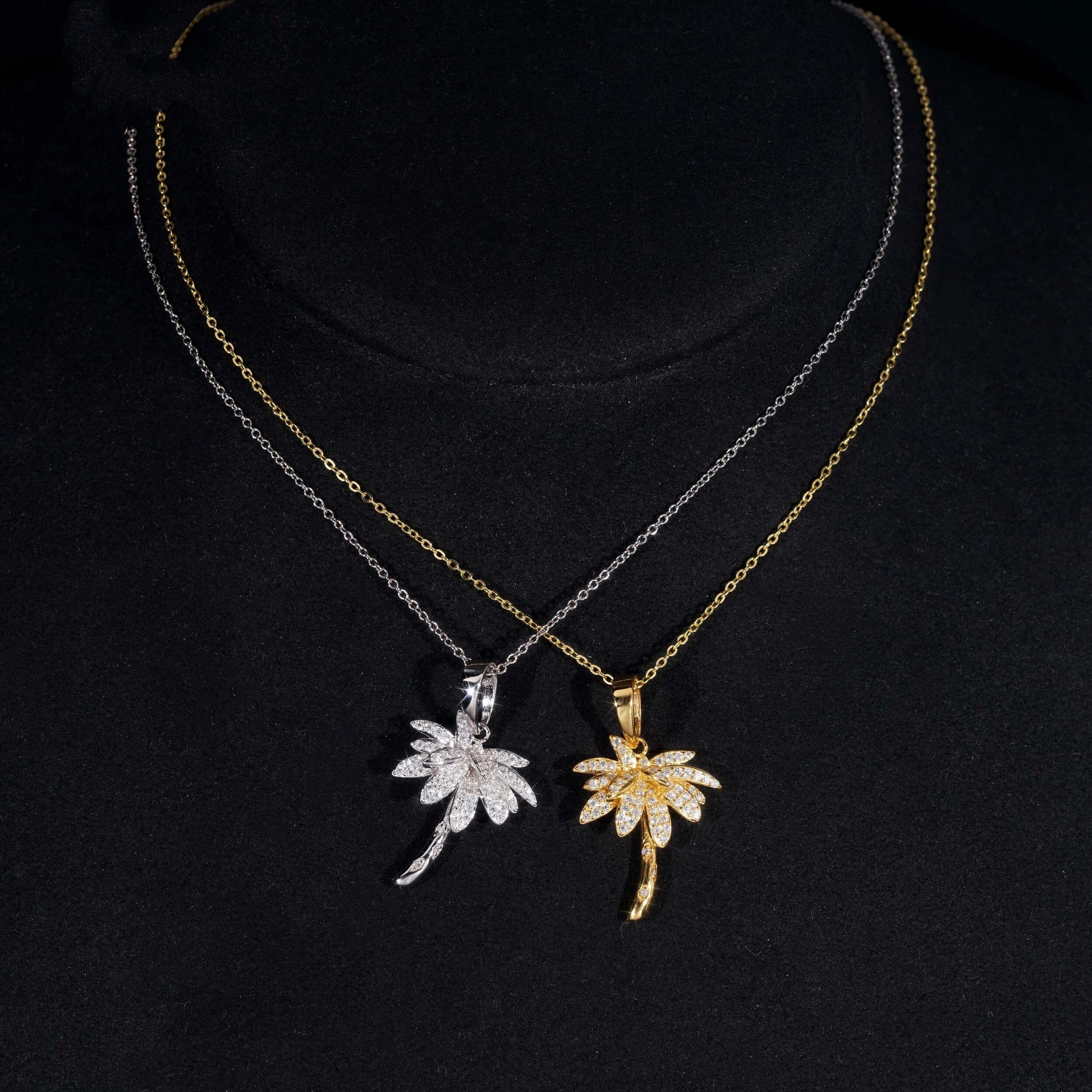 1.5IN DIAMOND PALM TREE PENDANT