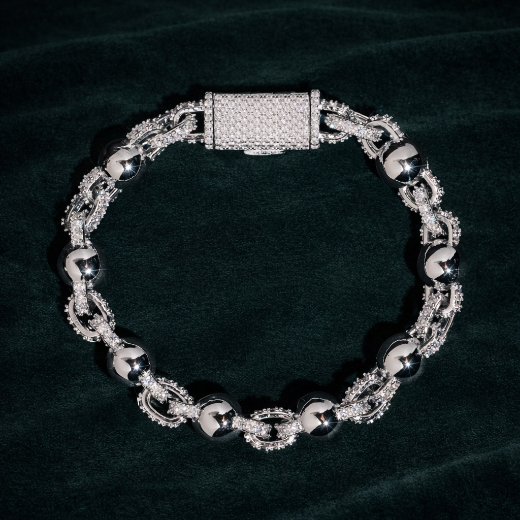 Noir Orbit Diamond Link Bracelet