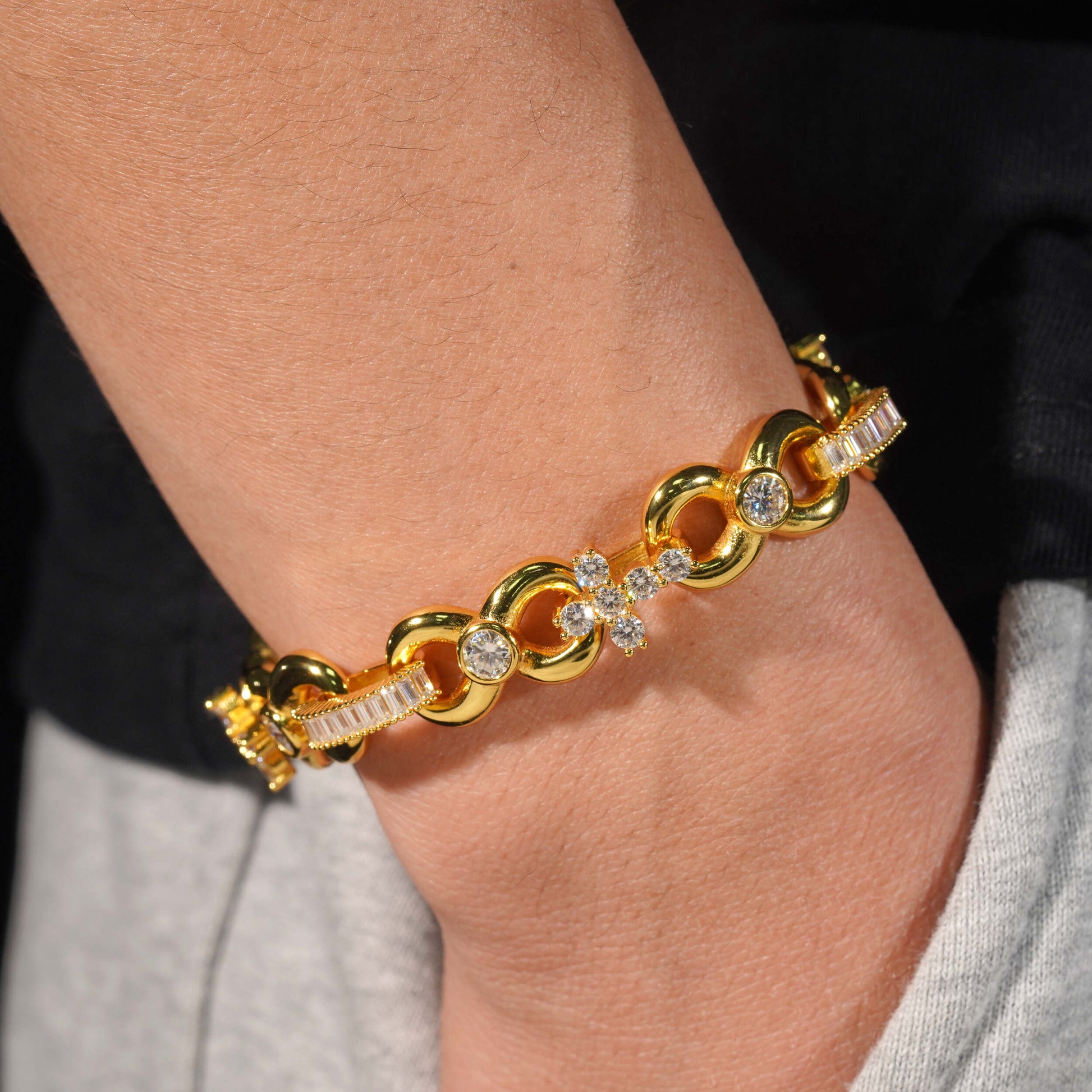 12MM INFINITY LINK DIAMOND BRACELET