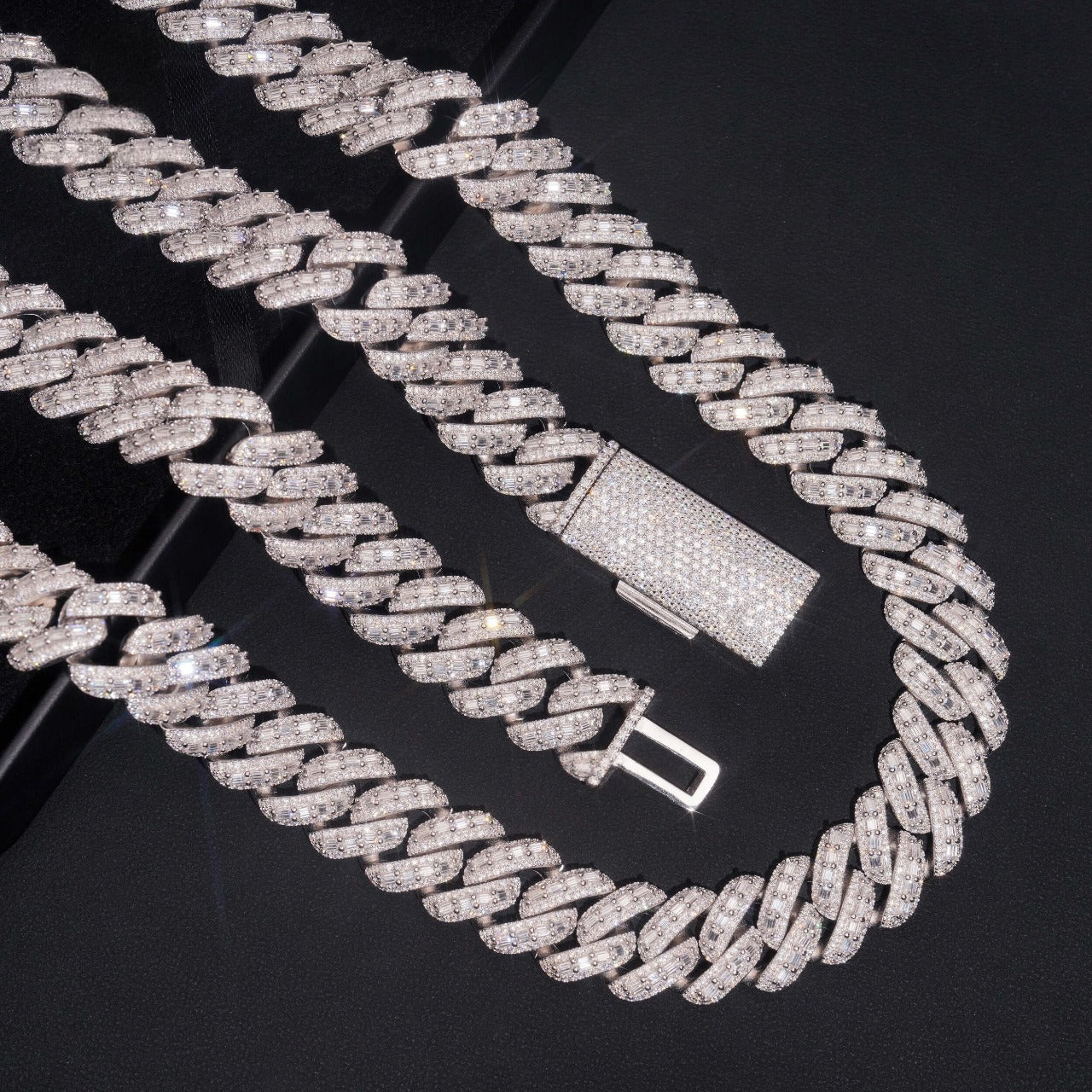 18mm Baguette Center Cuban Link Chain