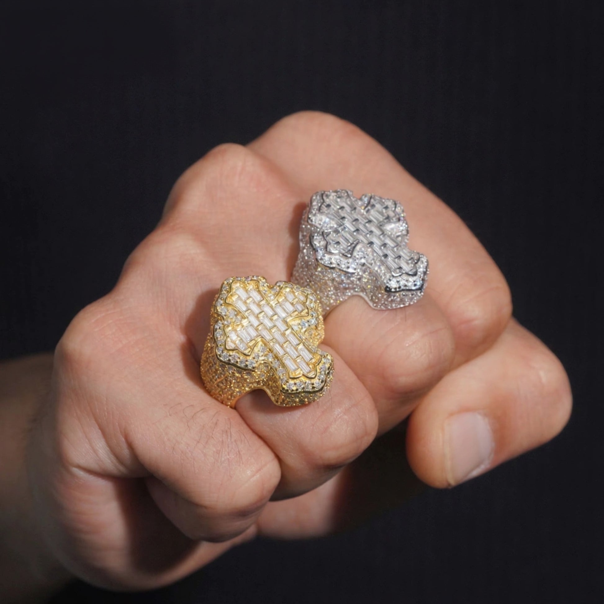 ROYAL CROSS BAGUETTE RING