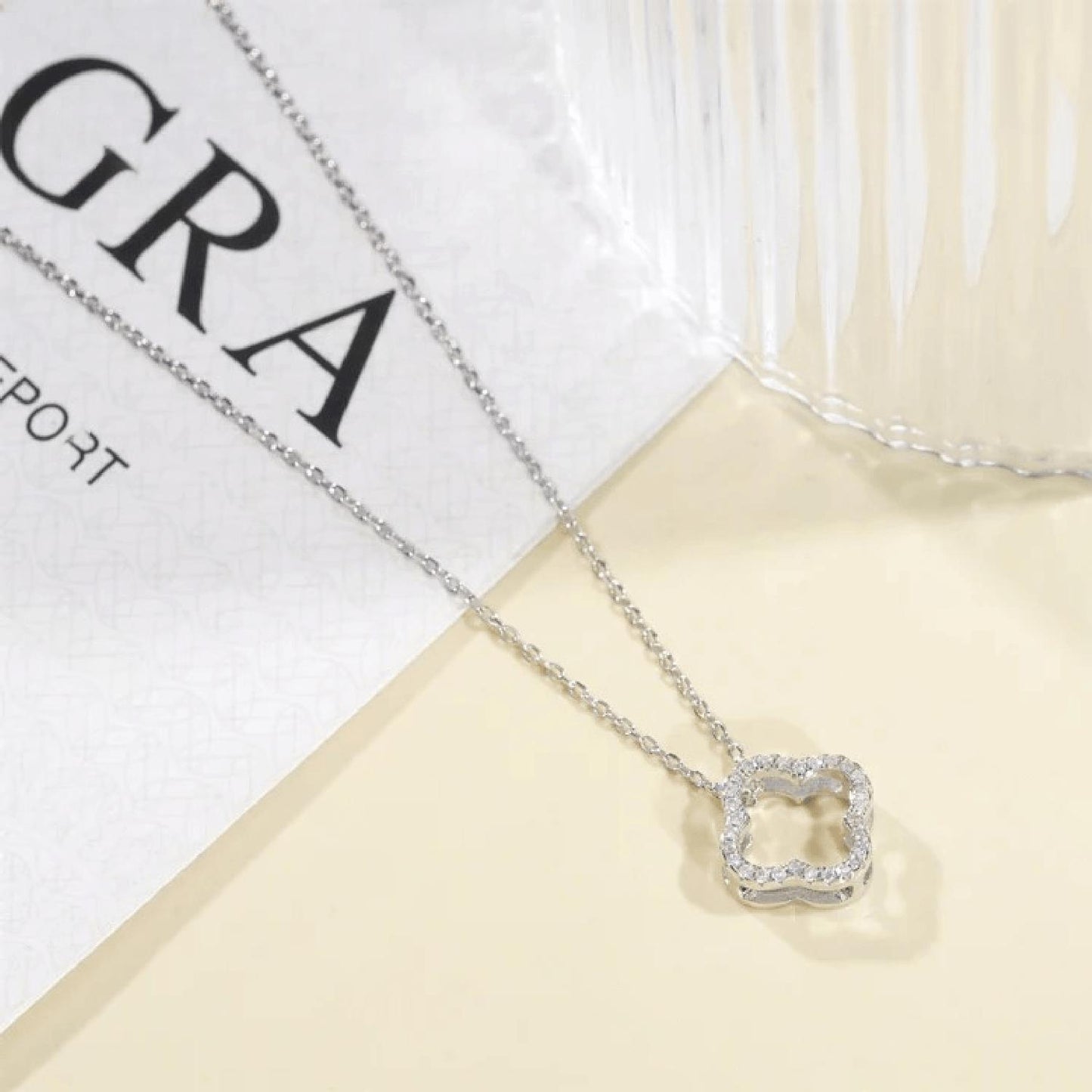 Clover Moissanite Diamond Necklace S925