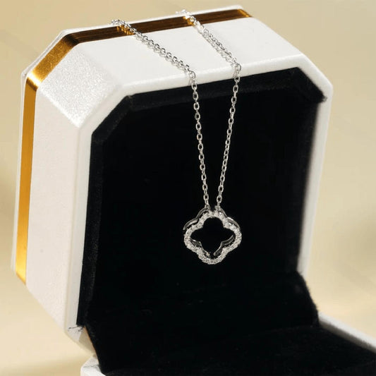 Clover Moissanite Diamond Necklace S925